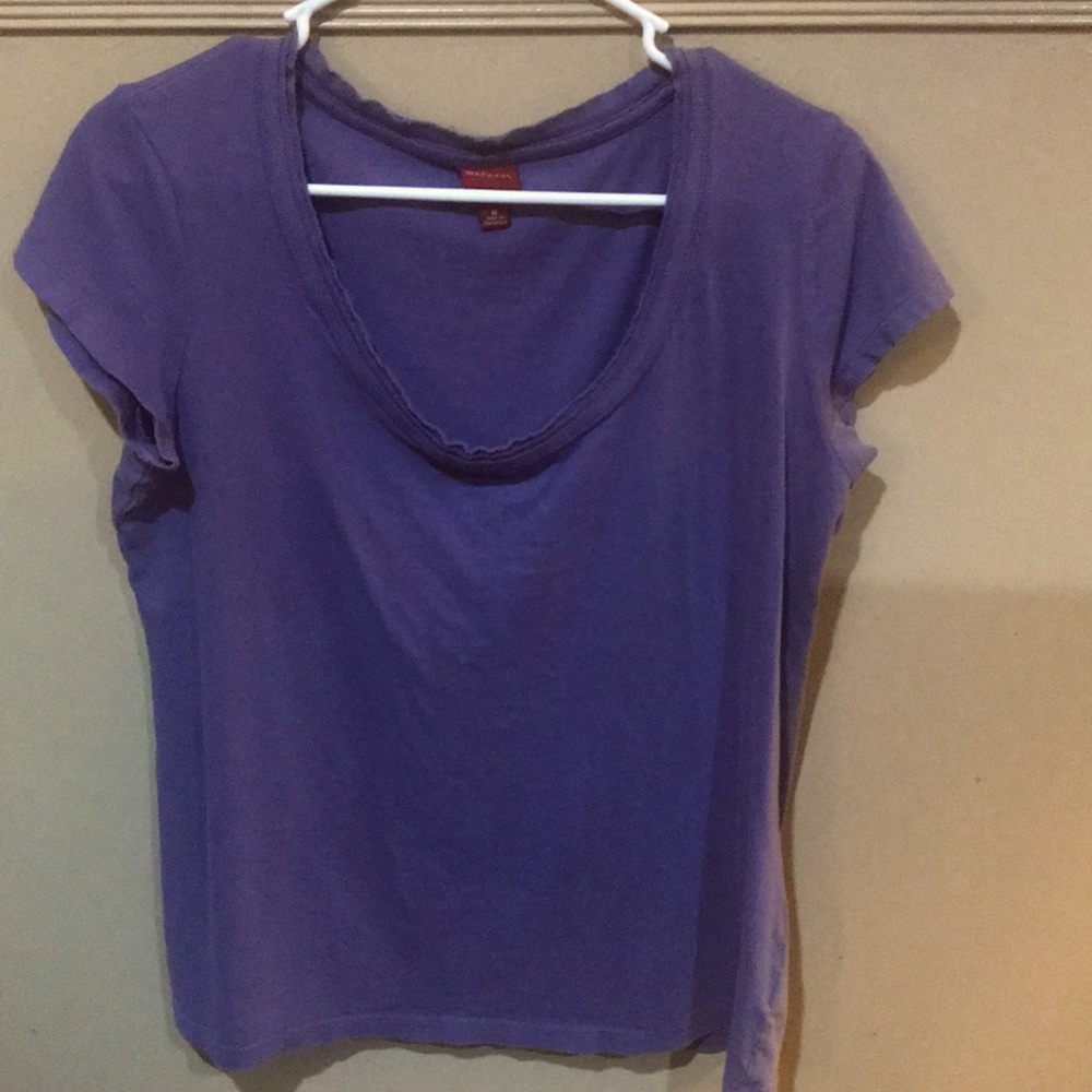 Purple scoop neck T-shirt
